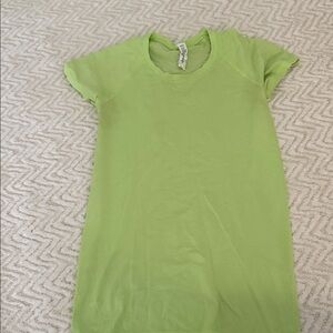 Lululemon swiftly tech